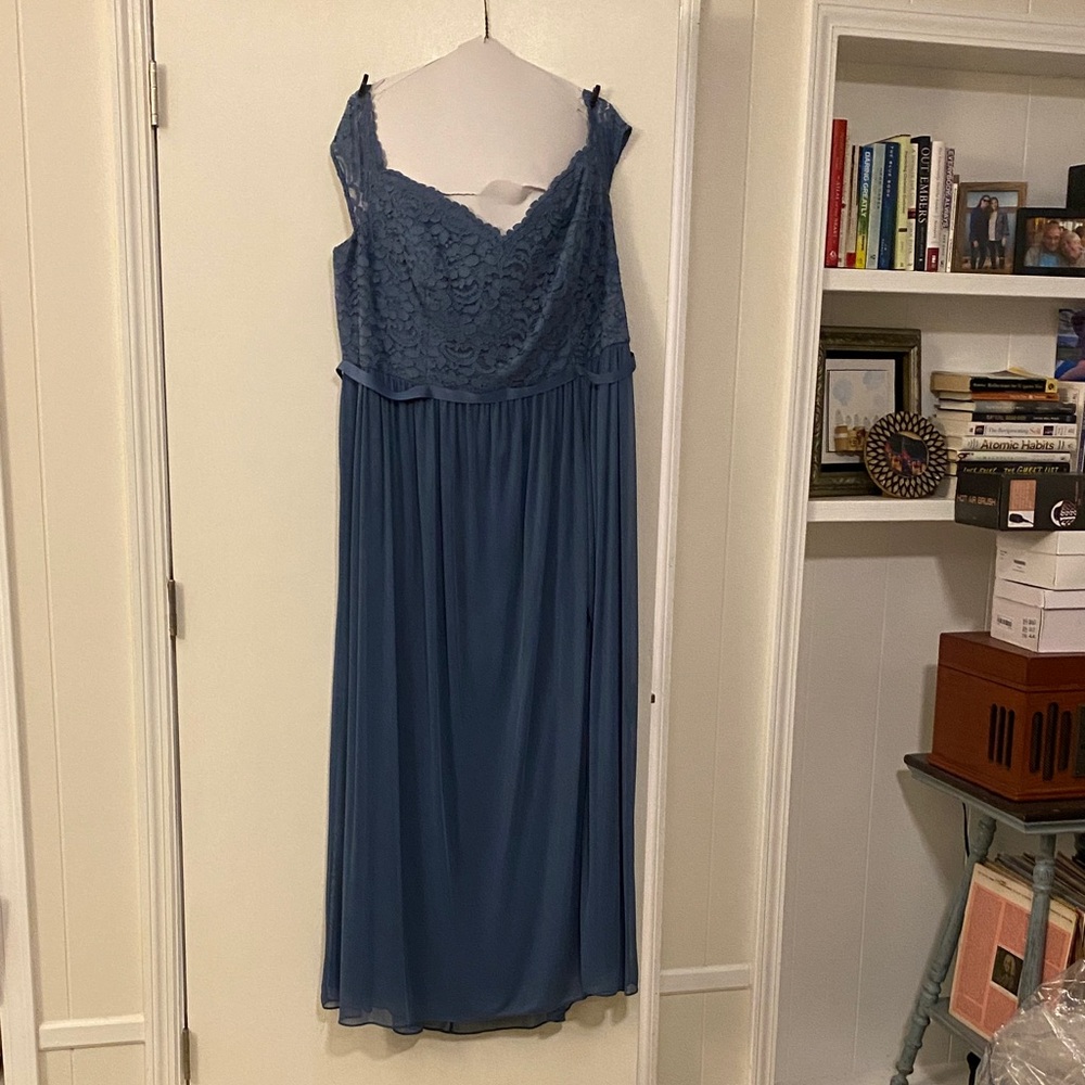 David's Bridal Elegant Blue Lace Gown